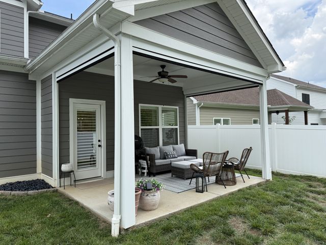 216 Daniel St, Pleasant View, TN 37146