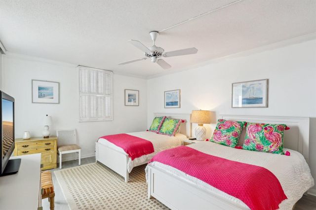 5400 N Ocean Drive E Pha, Singer Island, FL 33404