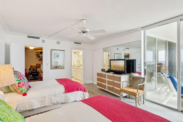 5400 N Ocean Drive E Pha, Singer Island, FL 33404