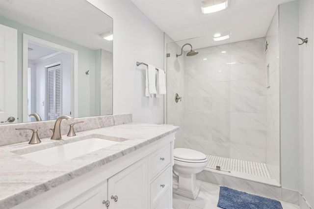 5400 N Ocean Drive E Pha, Singer Island, FL 33404