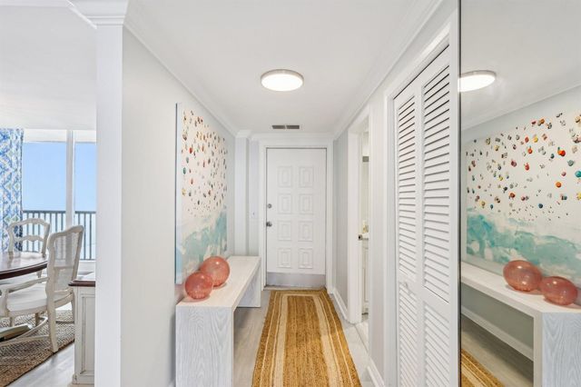 5400 N Ocean Drive E Pha, Singer Island, FL 33404