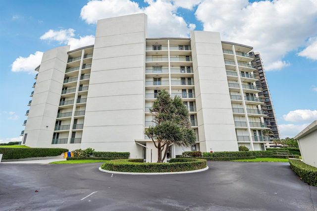 5400 N Ocean Drive E Pha, Singer Island, FL 33404