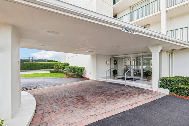 5400 N Ocean Drive E Pha, Singer Island, FL 33404