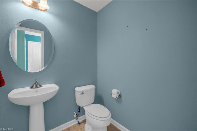 1804 Pine Cove Court, Winston-salem, NC 27127