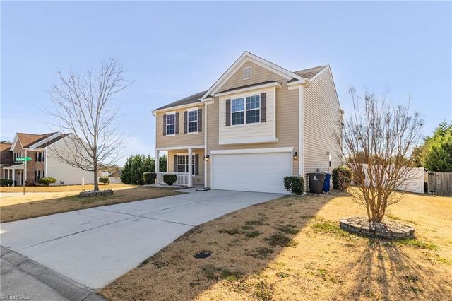 1804 Pine Cove Court, Winston-salem, NC 27127