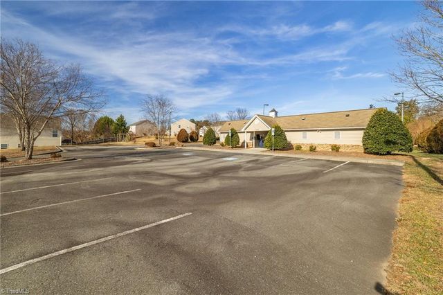 1804 Pine Cove Court, Winston-salem, NC 27127