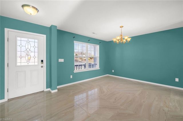 1804 Pine Cove Court, Winston-salem, NC 27127