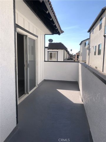7871 Holt Drive 7, Huntington Beach, CA 92647