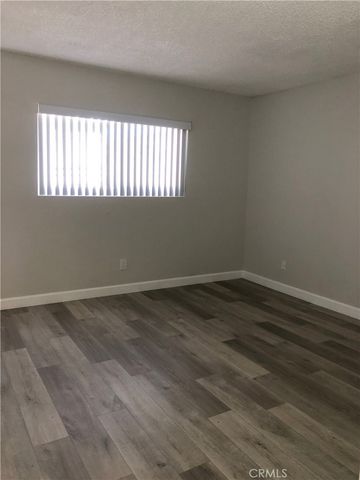 7871 Holt Drive 7, Huntington Beach, CA 92647