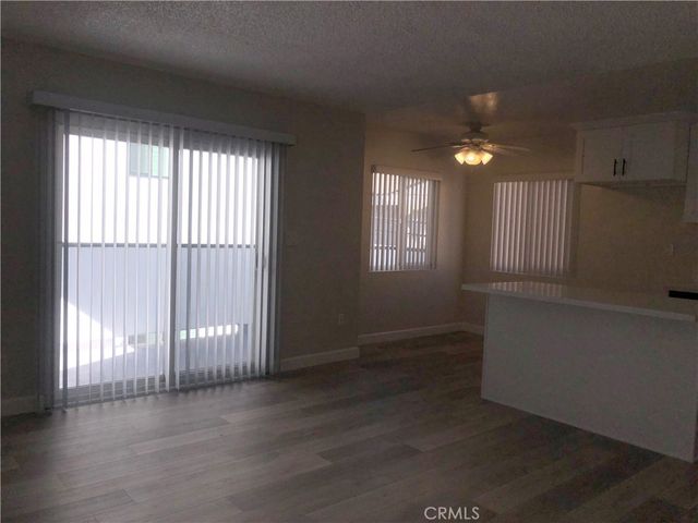 7871 Holt Drive 7, Huntington Beach, CA 92647