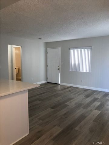 7871 Holt Drive 7, Huntington Beach, CA 92647