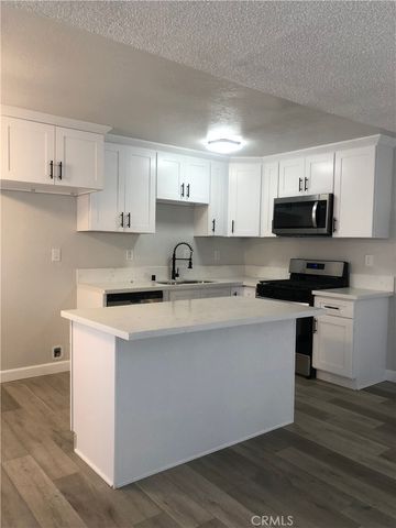 7871 Holt Drive 7, Huntington Beach, CA 92647