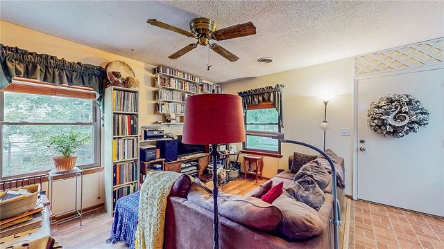 2710 Villa Boulevard, Fayetteville, AR 72703