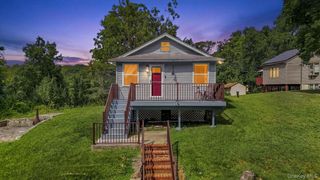 39 Buckberg Mountain Road, Tomkins Cove, NY 10986