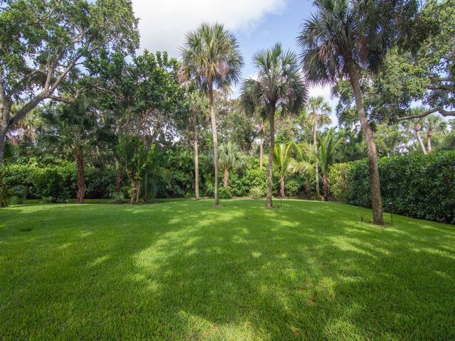 250 Ocean Beach Trail, Vero Beach, FL 32963