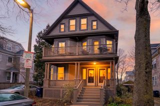 2 Moultrie St 2, Boston, MA 02124
