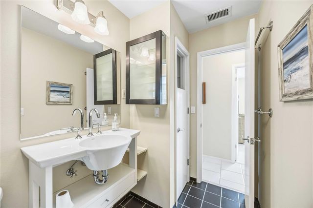 1015 BEACH MANOR CIRCLE 53, Venice, FL 34285