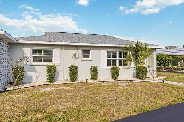 1015 BEACH MANOR CIRCLE 53, Venice, FL 34285