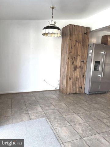 39 OAK CT, Annapolis, MD 21401