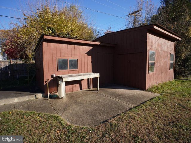 39 OAK CT, Annapolis, MD 21401