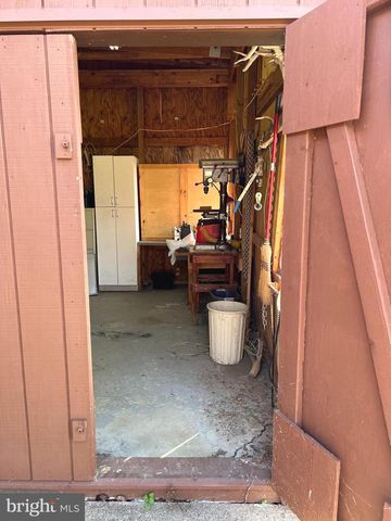 39 OAK CT, Annapolis, MD 21401