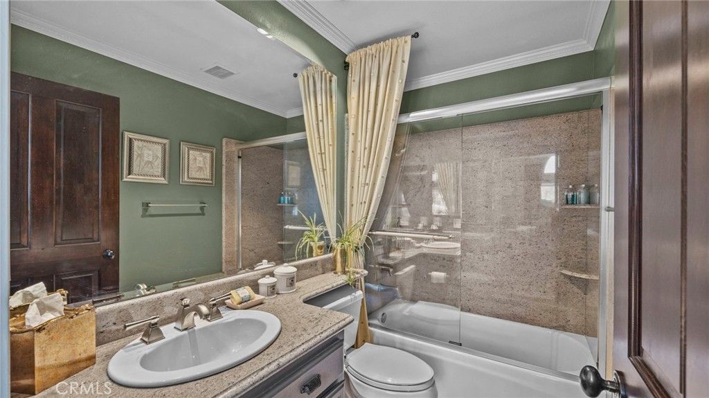 Image 13 of property listing at 3865 San Antonio Road, Yorba Linda, CA 92886