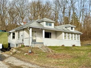 185 Brand Ave, Findlay Twp, PA 15126
