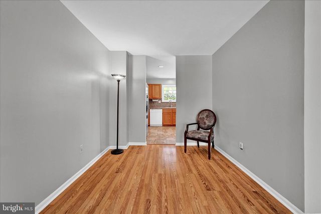 621 KENNEY LN, Brookhaven, PA 19015