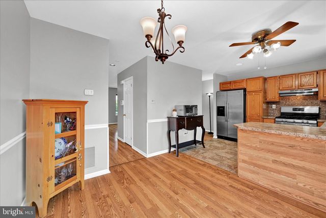 621 KENNEY LN, Brookhaven, PA 19015