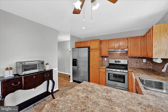 621 KENNEY LN, Brookhaven, PA 19015