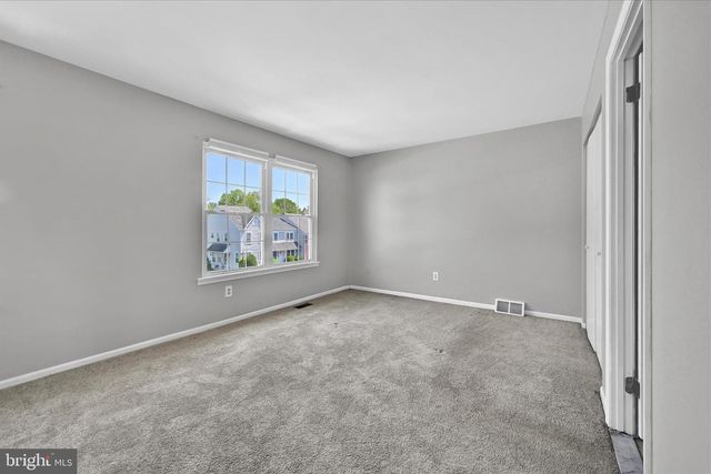621 KENNEY LN, Brookhaven, PA 19015