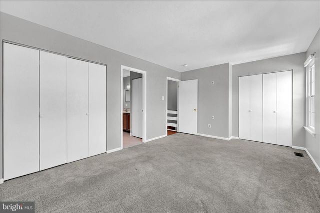 621 KENNEY LN, Brookhaven, PA 19015