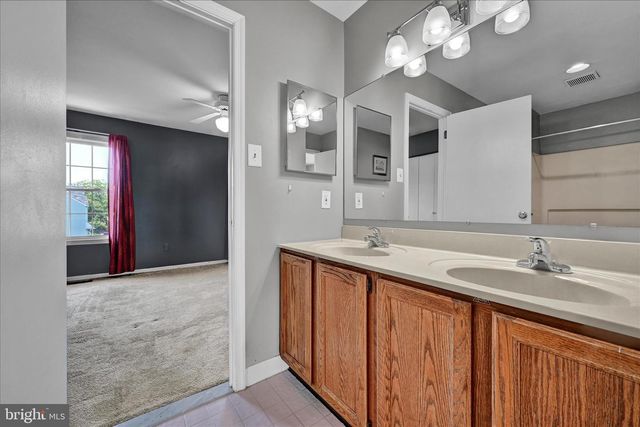 621 KENNEY LN, Brookhaven, PA 19015