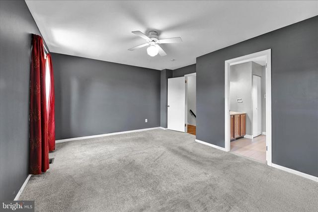 621 KENNEY LN, Brookhaven, PA 19015