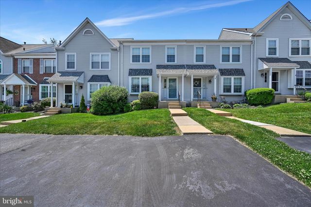 621 KENNEY LN, Brookhaven, PA 19015