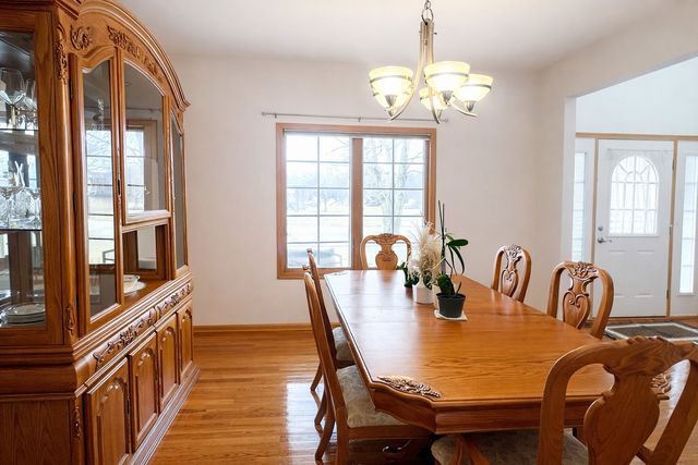 617 The Hague, Peotone, IL 60468