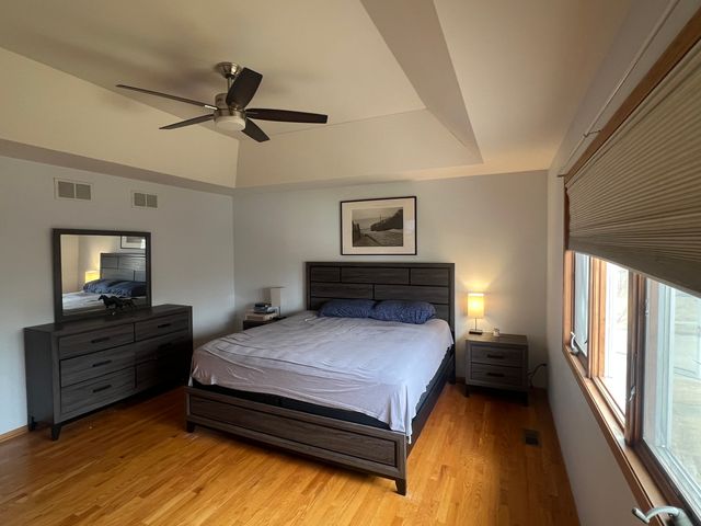 617 The Hague, Peotone, IL 60468