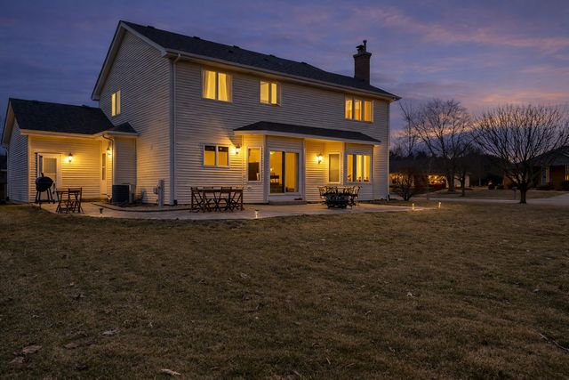 617 The Hague, Peotone, IL 60468