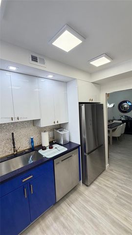 1965 S Ocean Dr 5D, Hallandale Beach, FL 33009