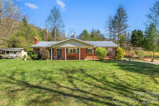 512 Paxton Creek Road, Marion, NC 28752