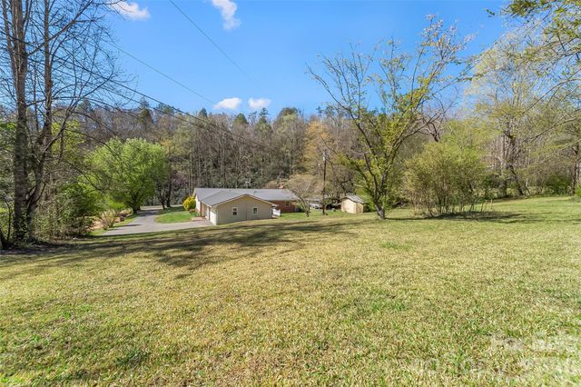 512 Paxton Creek Road, Marion, NC 28752