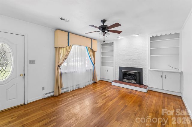 512 Paxton Creek Road, Marion, NC 28752