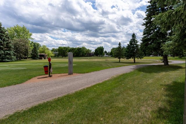 2858 26th Street Circle S, Moorhead, MN 56560