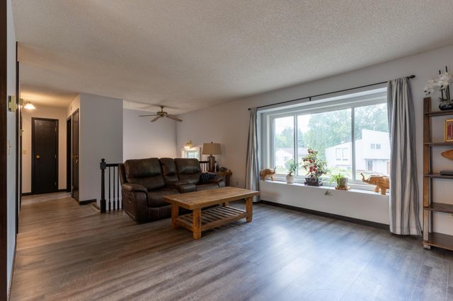2858 26th Street Circle S, Moorhead, MN 56560