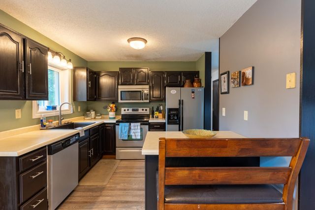 2858 26th Street Circle S, Moorhead, MN 56560