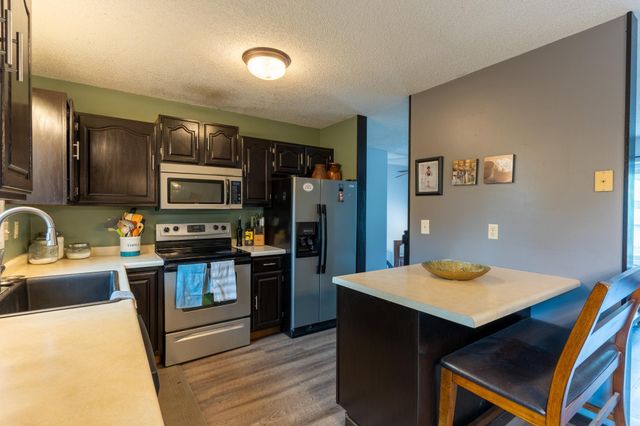 2858 26th Street Circle S, Moorhead, MN 56560