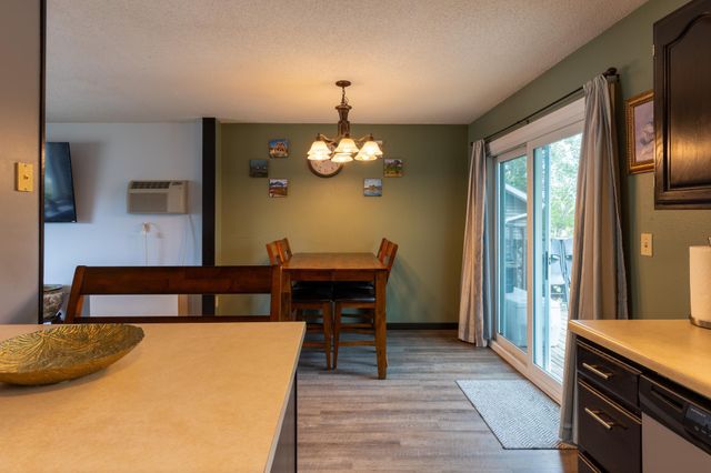 2858 26th Street Circle S, Moorhead, MN 56560
