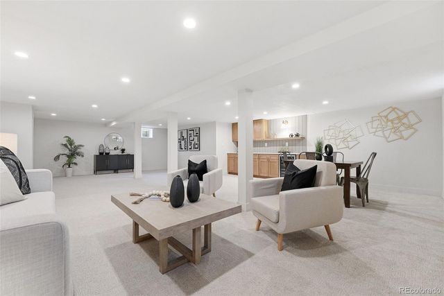 2910 Locust Street, Denver, CO 80207