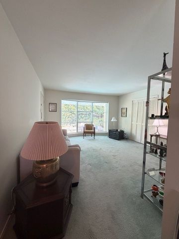 3016 Mahanna Springs Drive C, Dallas, TX 75235