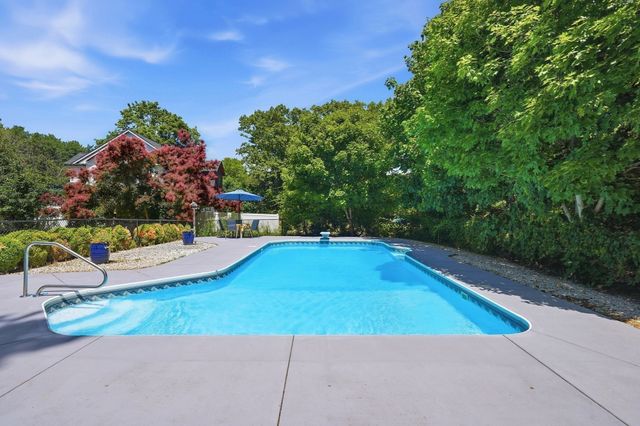 135 Newland, Norton, MA 02766